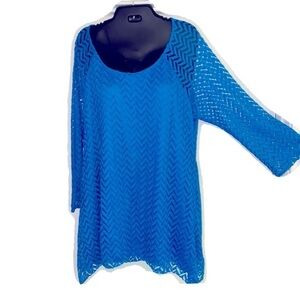Pop of peacock blue pretty plus sized top in 3XL